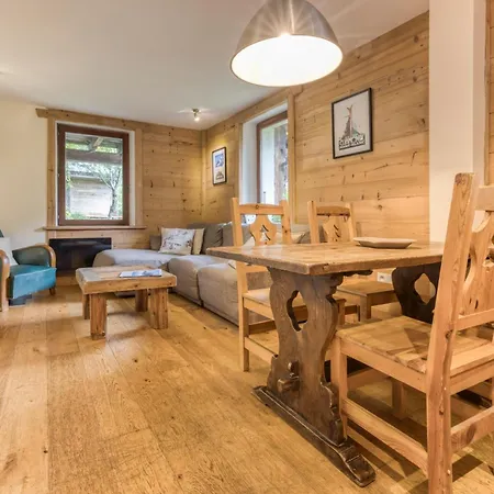 Ao House - Prakka Base Camp Les Houches